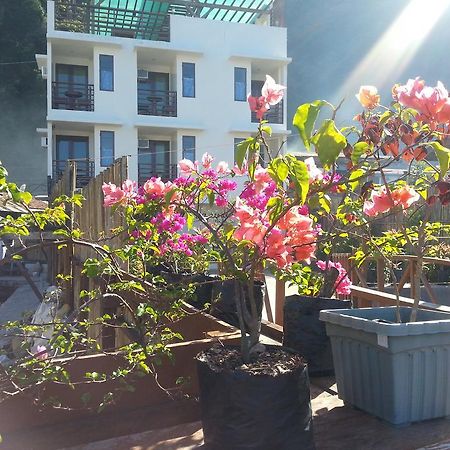 Dayunan Tourist Inn Эль-Нидо Экстерьер фото